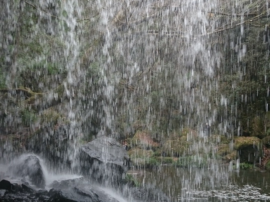 Nabegataki Falls-小国町必去景点