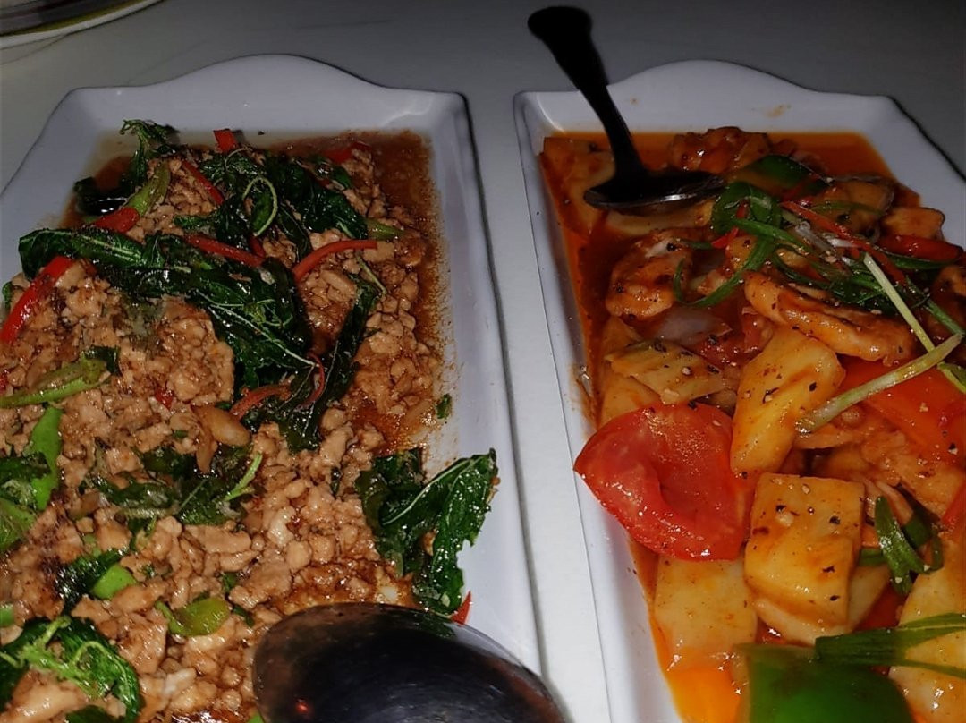 甲米热带沙滩度假村主图