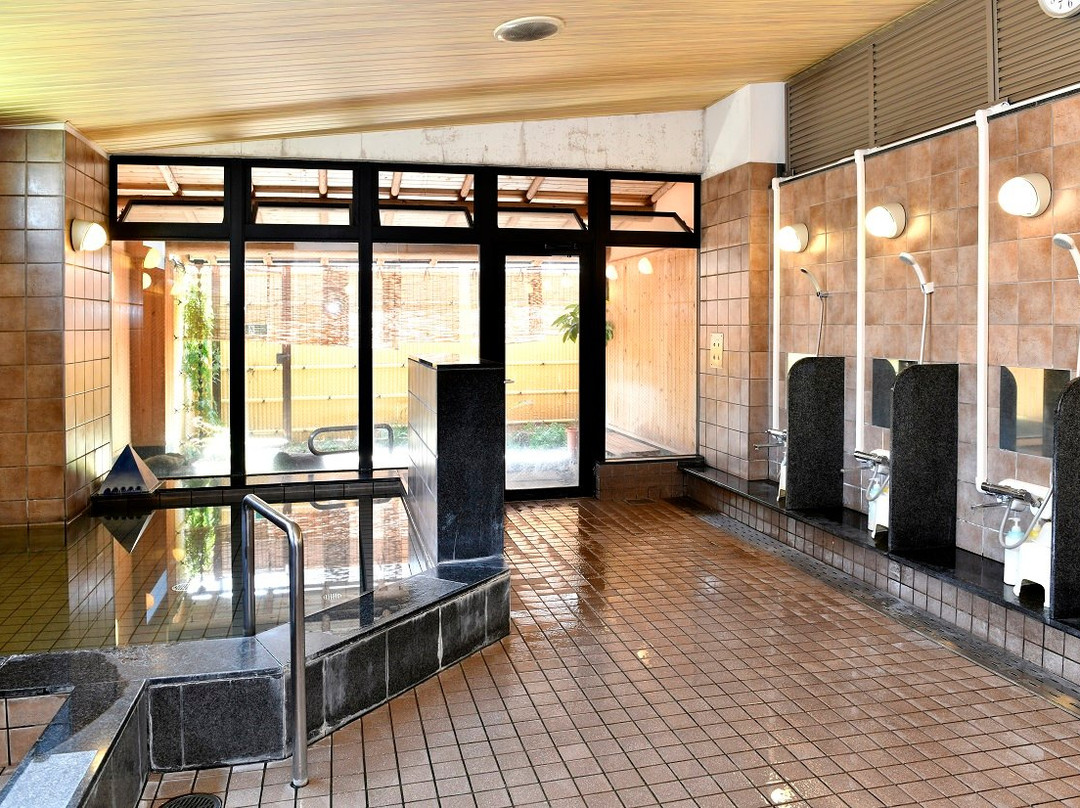 新指挥官酒店主图