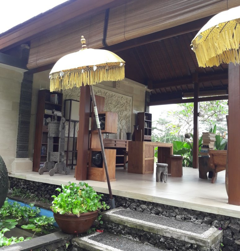 Puri Raya Villa主图