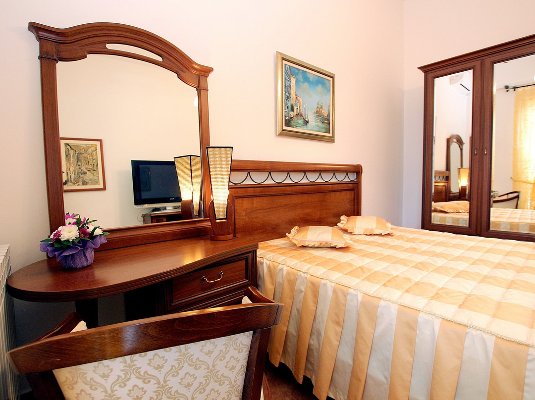 Apartments Montesan主图