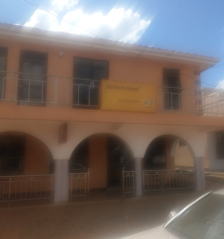 Strikers Hotel