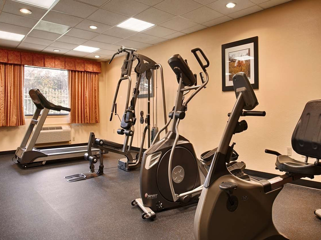 Days Inn & Suites by Wyndham Sam Houston Tollway主图