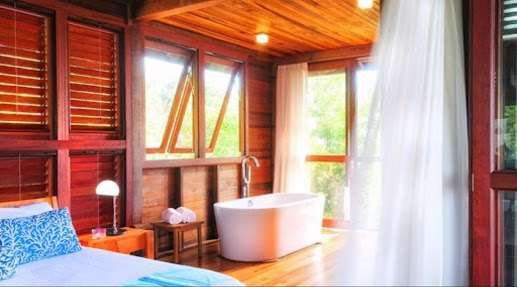 Portsmouth Beach Hotel主图