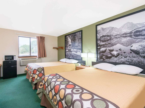 水牛城温德姆速8酒店主图