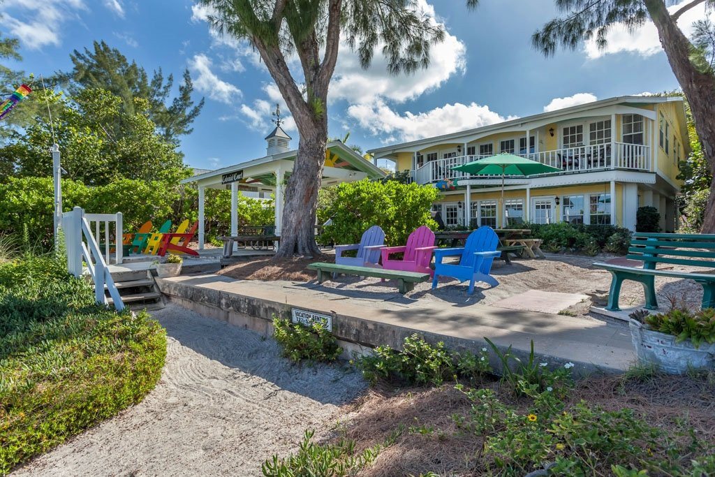 Colonial Court Inn主图