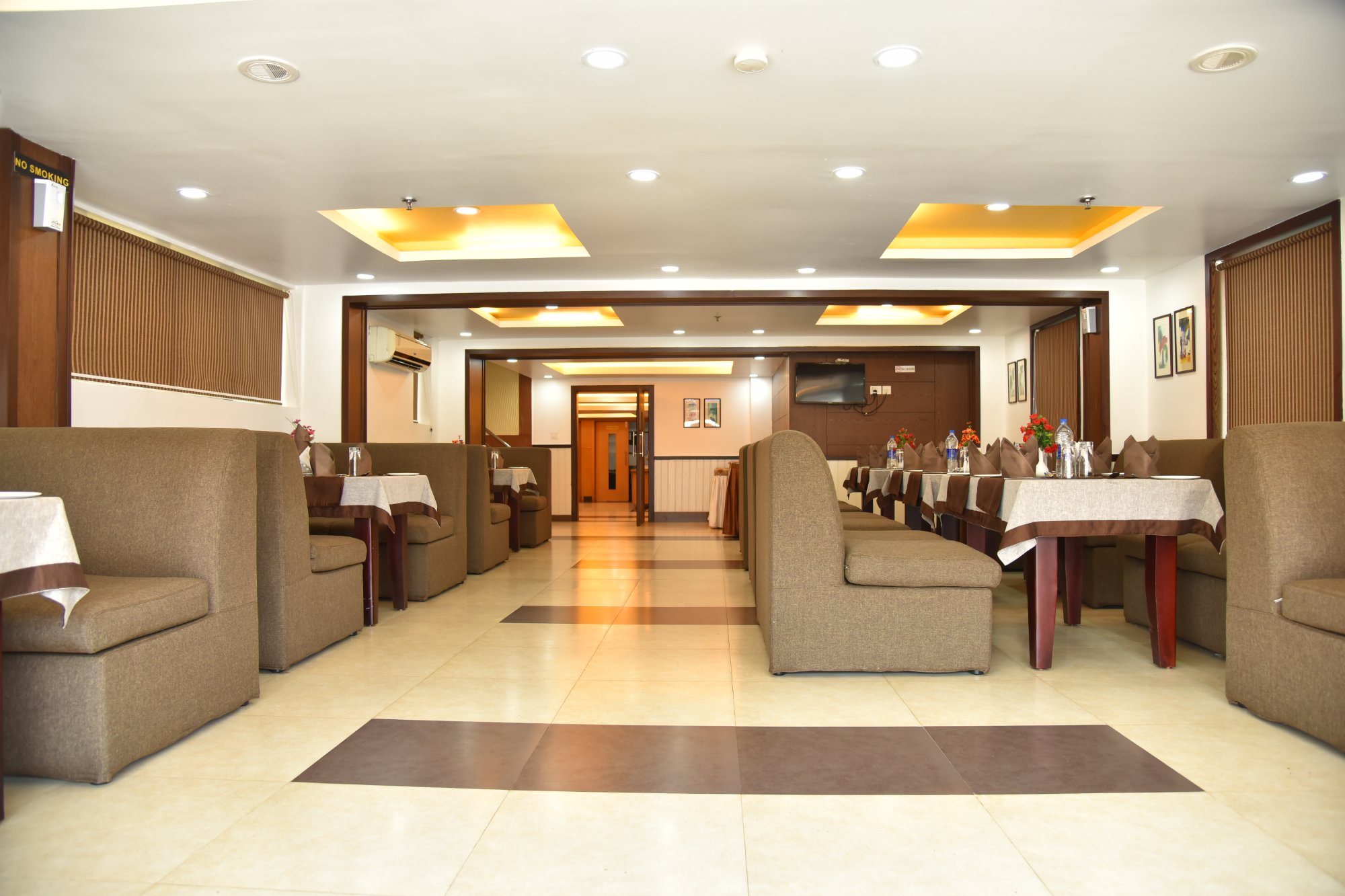 Hotel Afrad International-餐饮