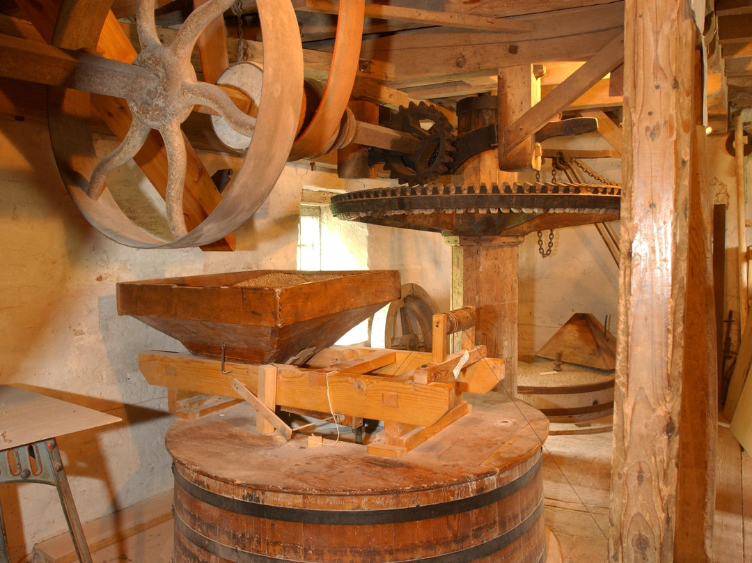 Alderholt Mill主图