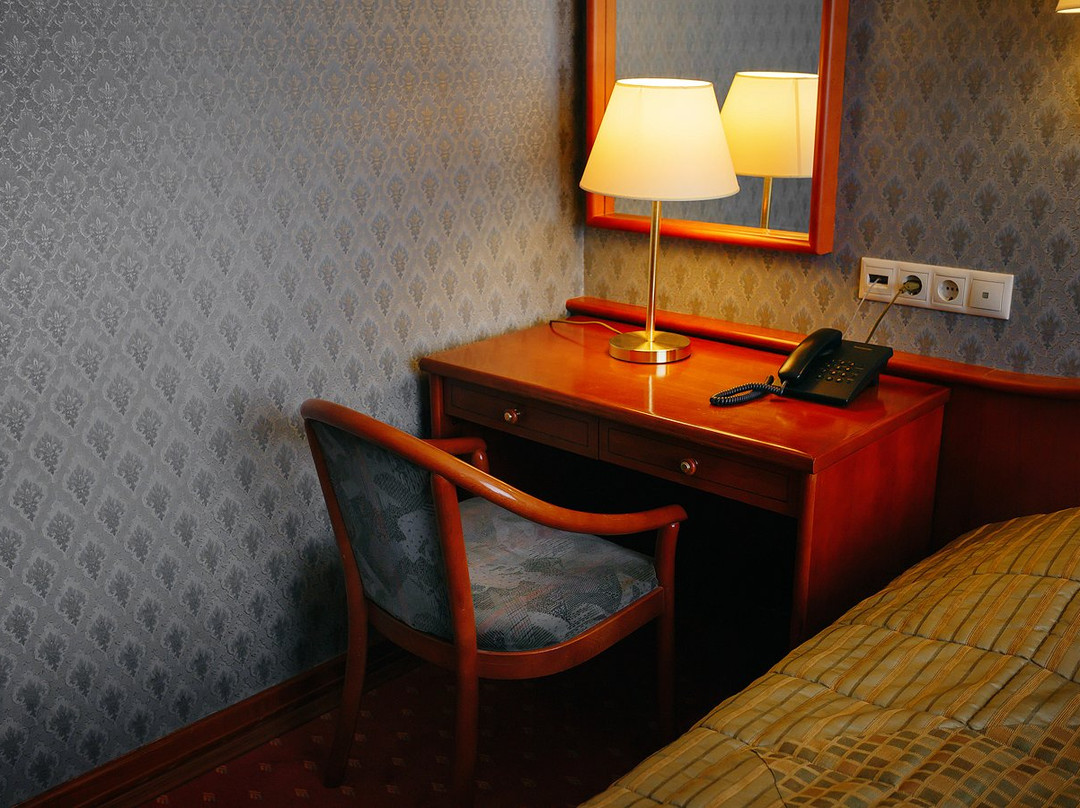 Business-Hotel Neftyanik主图