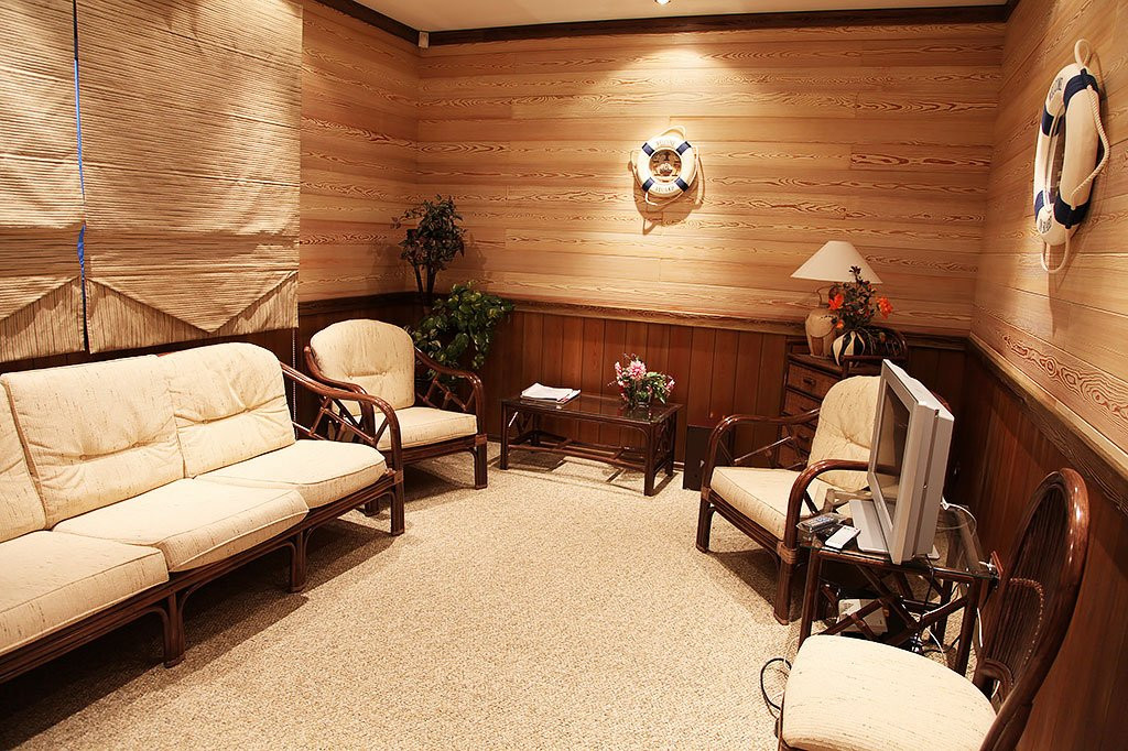 Elite Krous Hotel and Entertainment Complex主图