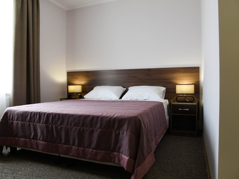 Rest Royally Hotel主图