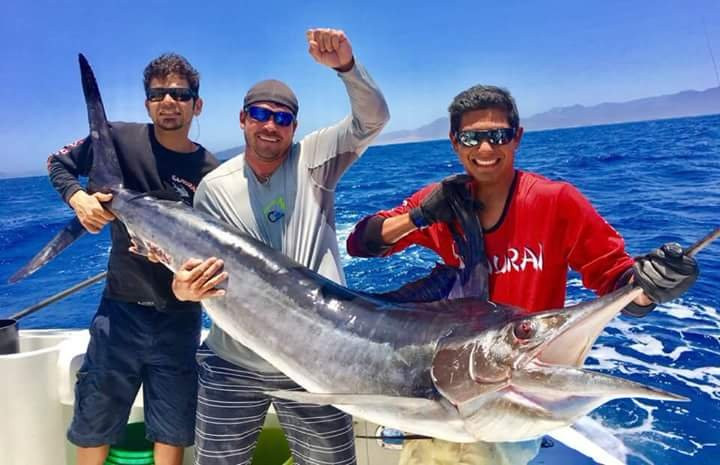 Epic Pacific Charters-纽波特海滩必去景点