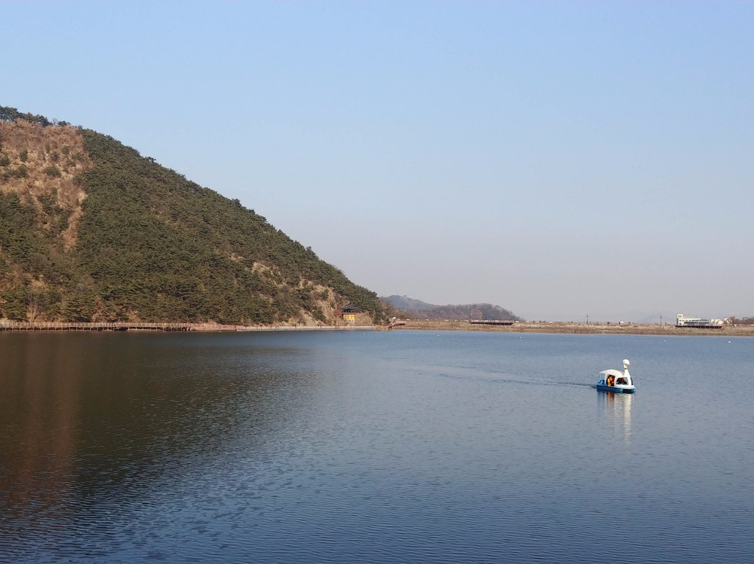Geumosan Reservoir景点图片