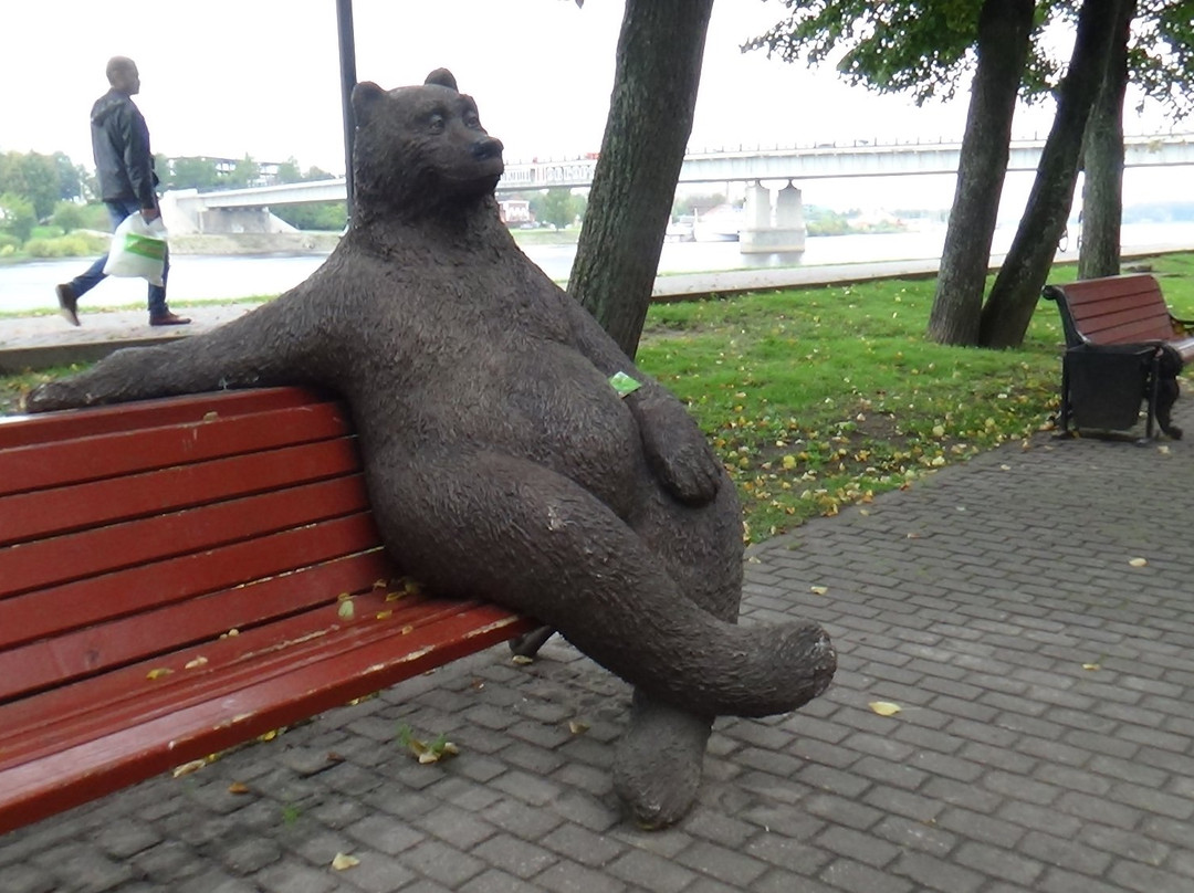 Bear on the Bench景点图片