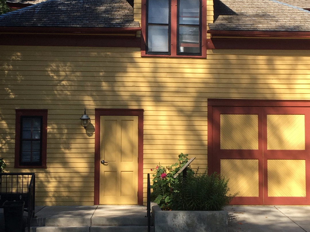 Former Governors' Mansion State Historic Site-俾斯麦必去景点