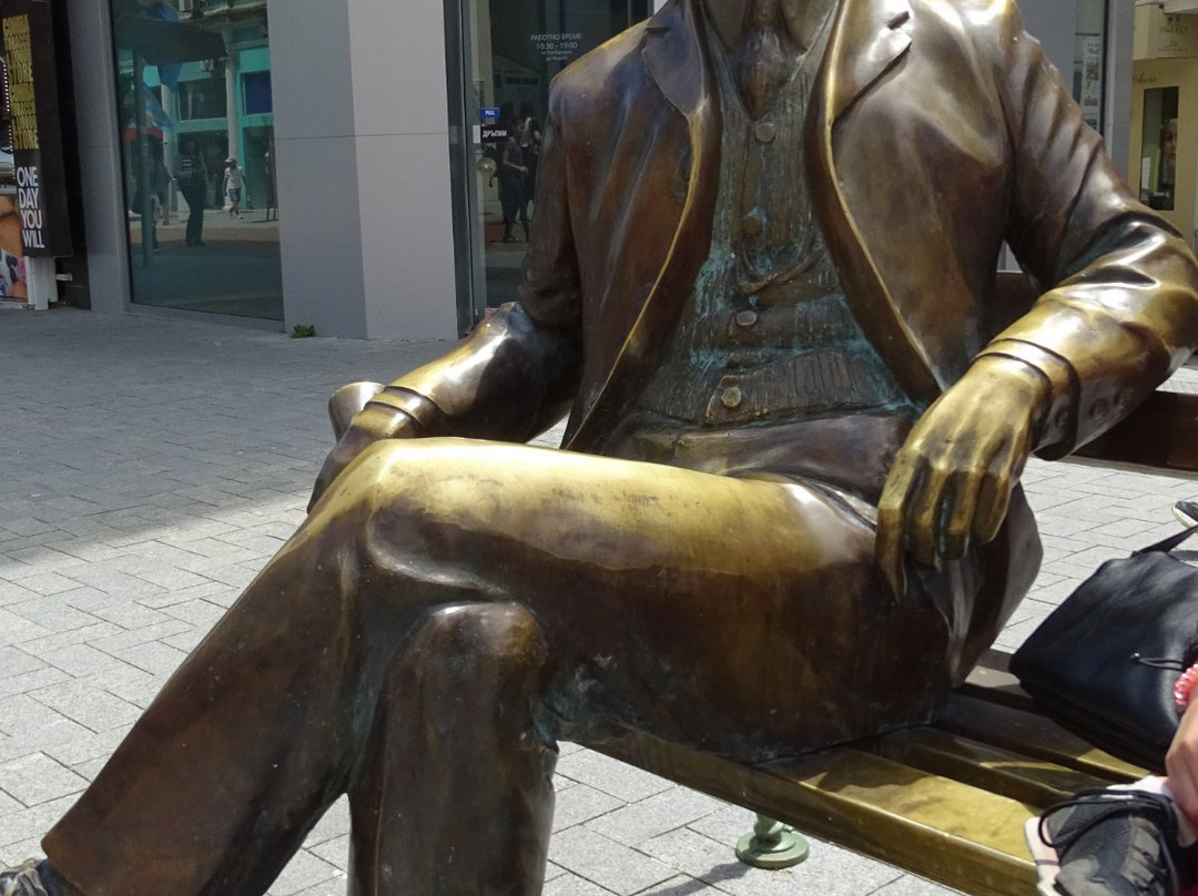 Dabko Dabkov Statue-瓦尔纳必去景点