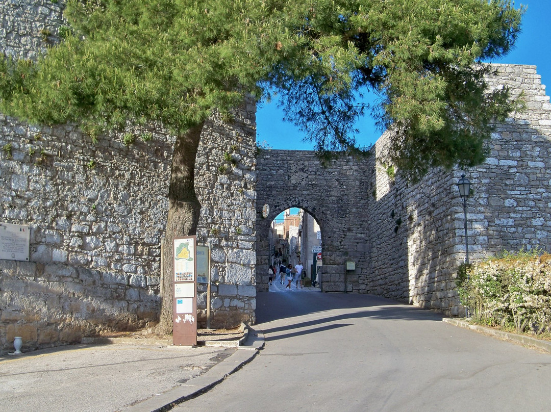 Porta Trapani景点图片