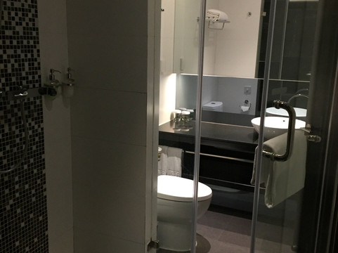 桔子酒店（上海漕宝路日月光中心店）主图