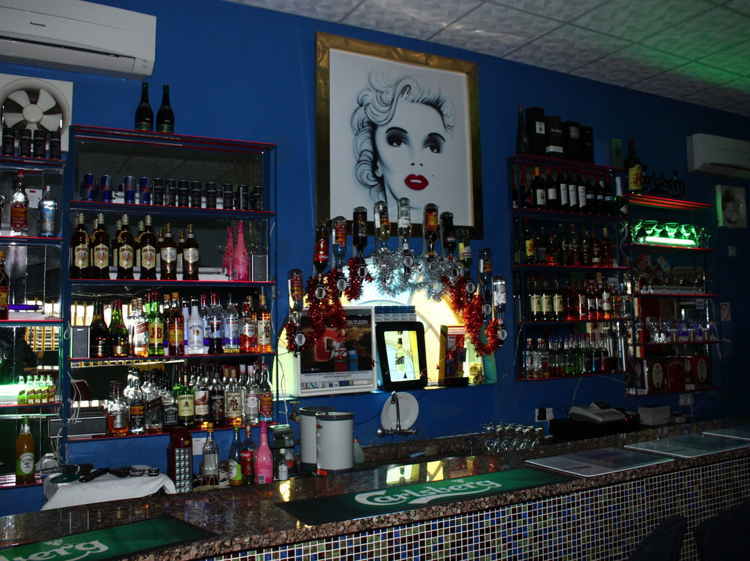 Al Pacino's Bar-布兰岱必去景点