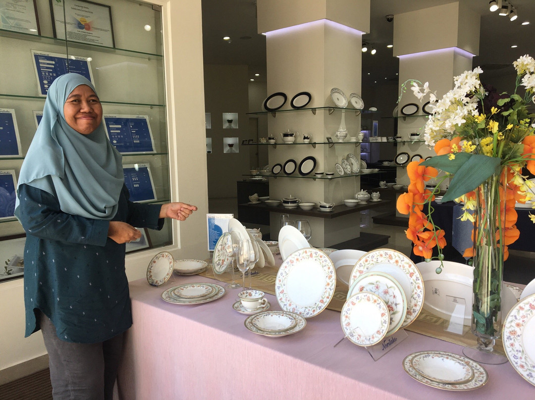 Noritake Factory Store-科伦坡必去景点