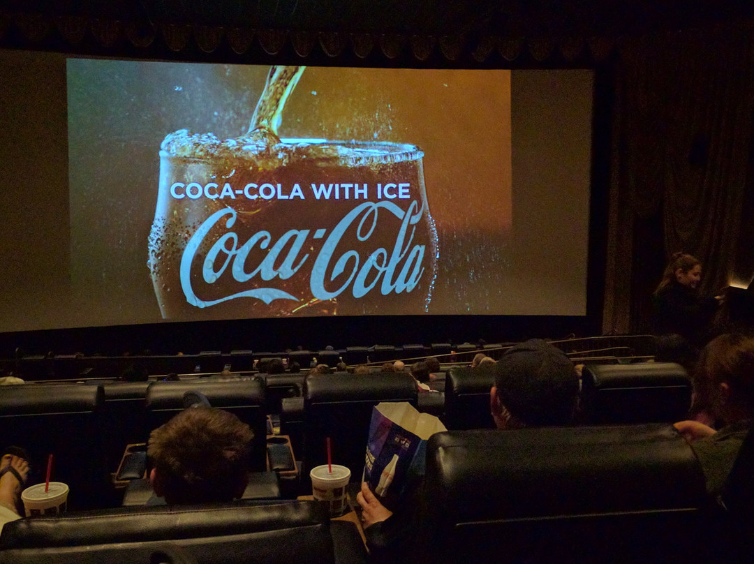 Harkins Estrella Falls 16-嘉年必去景点