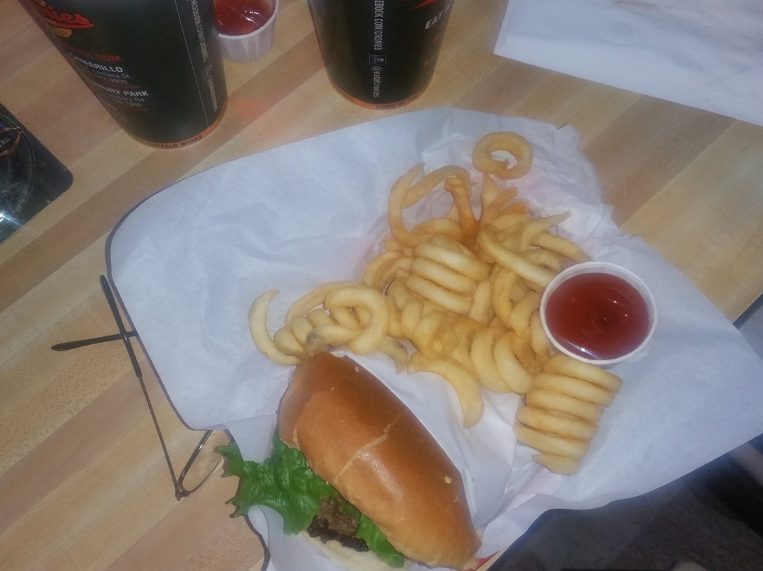 Cronies Sports Grill