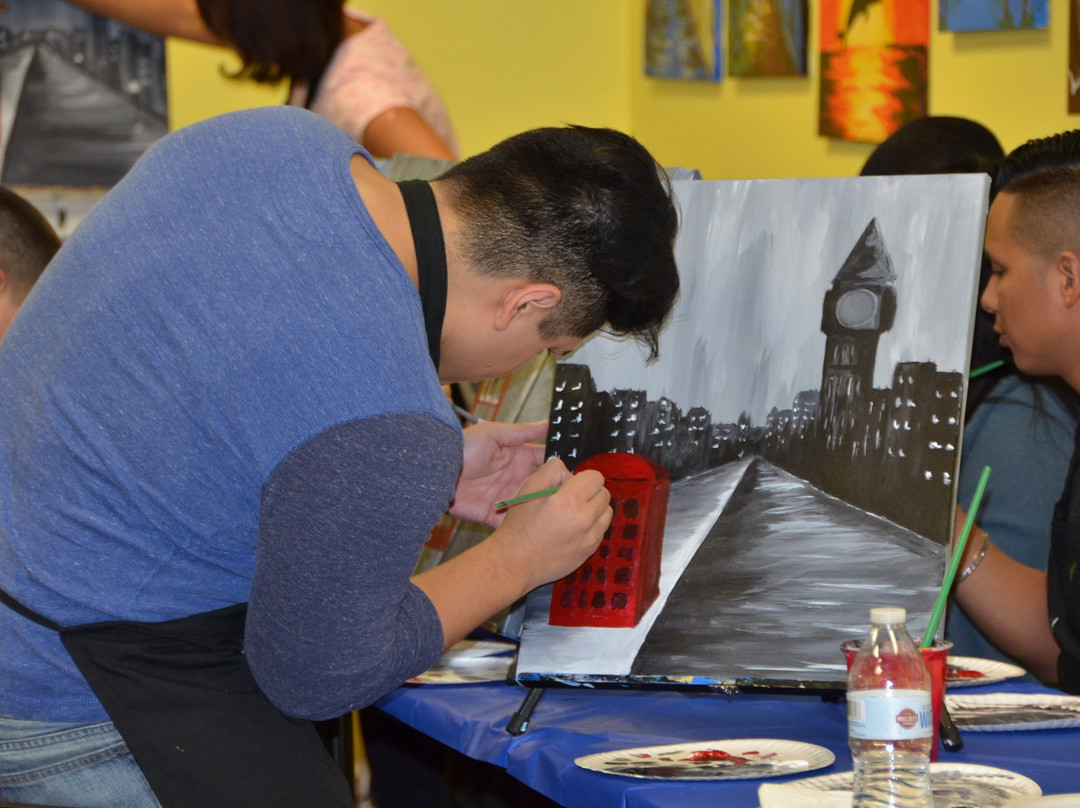 Paint Zone Art Studio景点图片