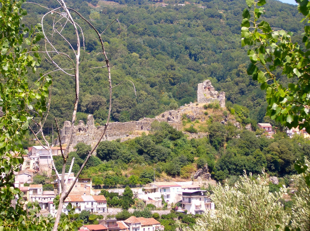 Castello Normanno-svevo Di Nicastro-拉梅齐亚泰尔梅必去景点