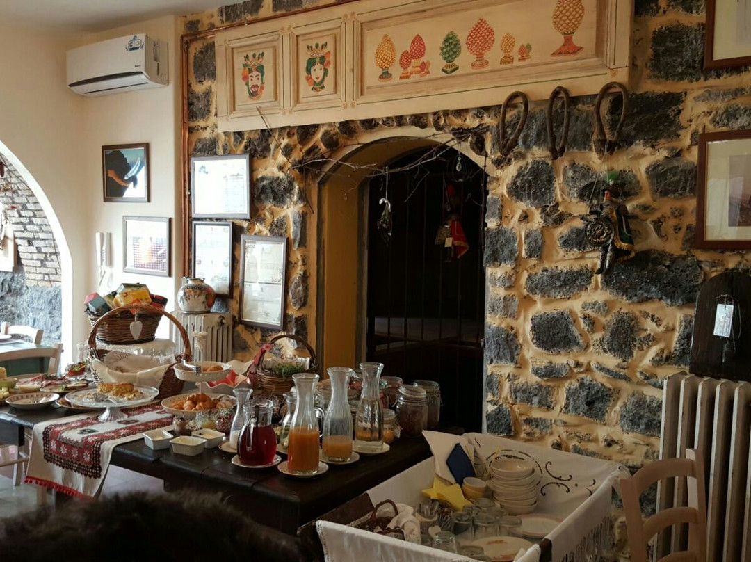 尼科洛西酒店住宿-Il Polifemo Etna B&B