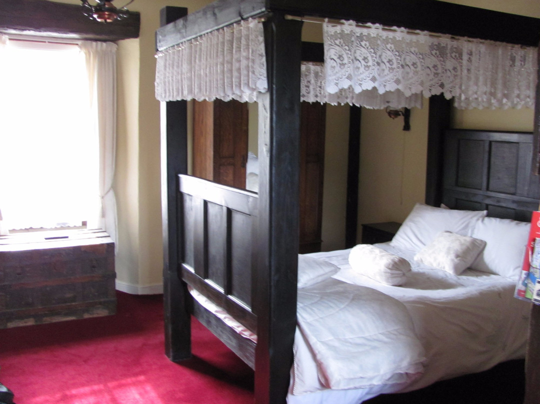 Racey Byrnes B&B
