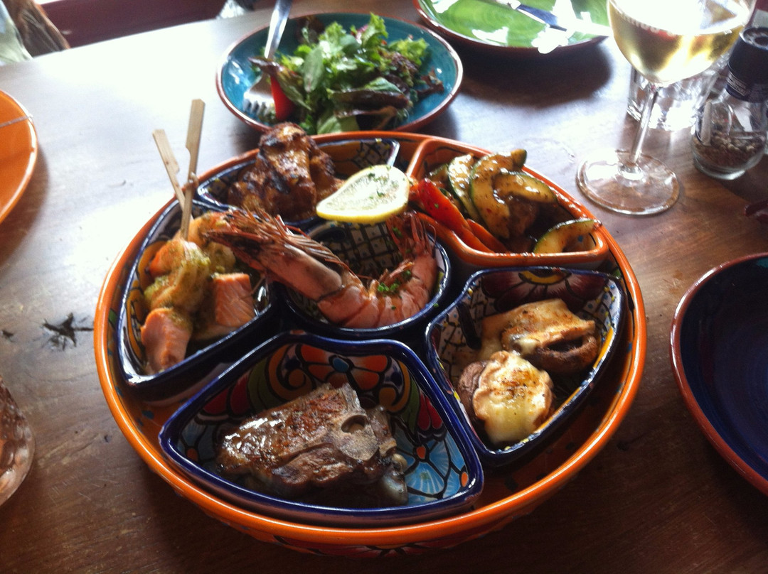Mango's Cantina y Bar