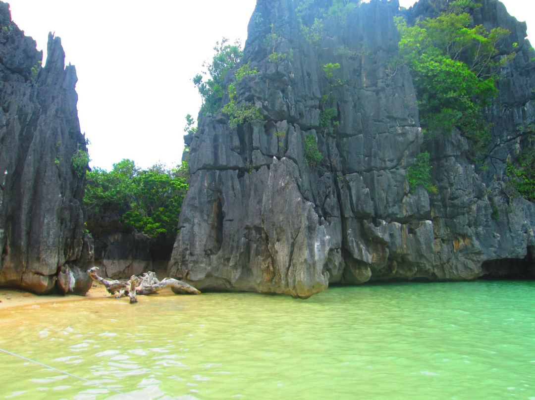 Cagbalinad Island-Caramoan必去景点