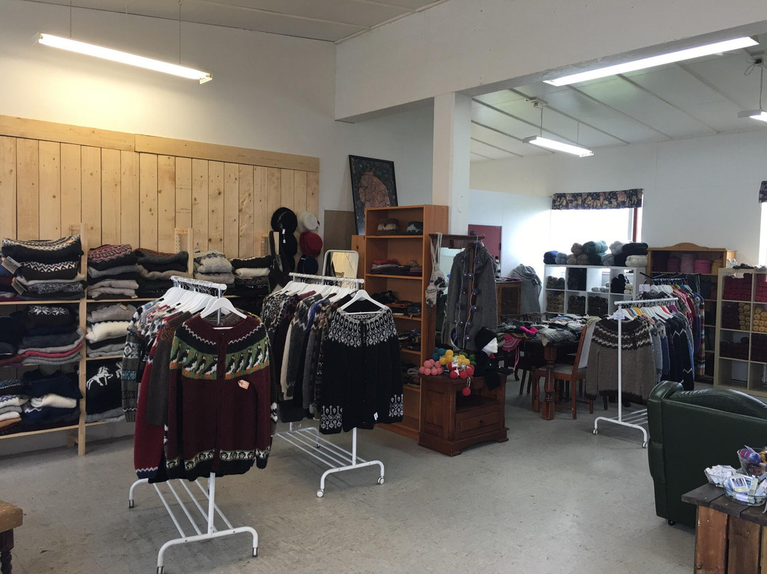 Litla Lopasjoppan-海拉必去景点