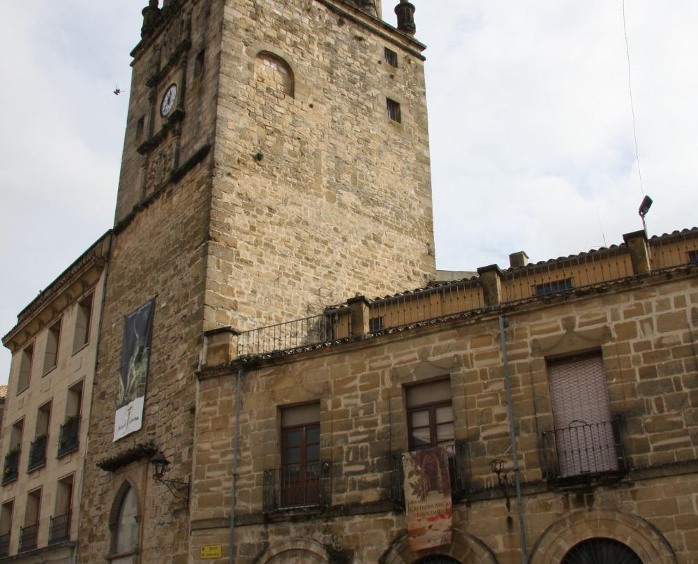 Iglesia de San Pedro-乌维达必去景点