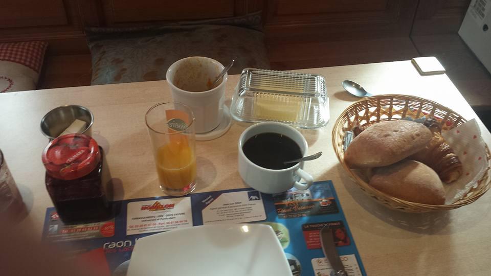 Hotel Restaurant Le Chalet-餐饮