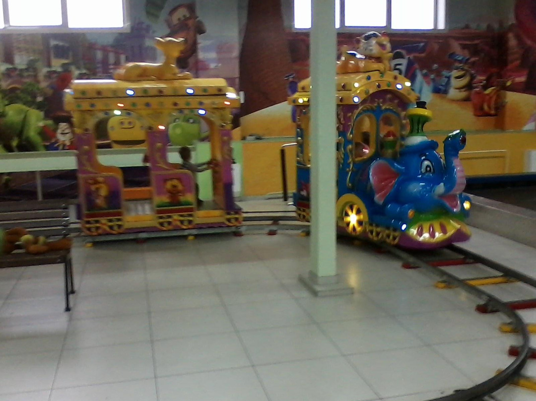 Bratsk旅游景点-Children Entertainment Center Bonifatsiy