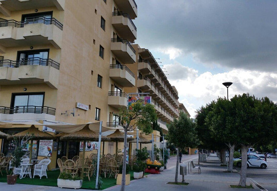 Bora Taii - Original Hawaiian bar-阿尔库迪亚港必去景点