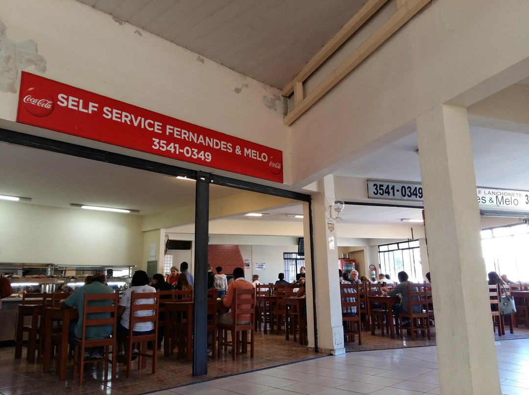 Self Service Fernandes e Melo