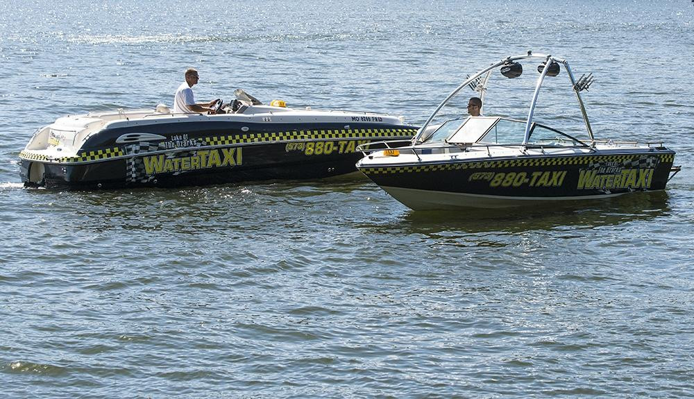 Lake of the Ozarks Water Taxi景点图片
