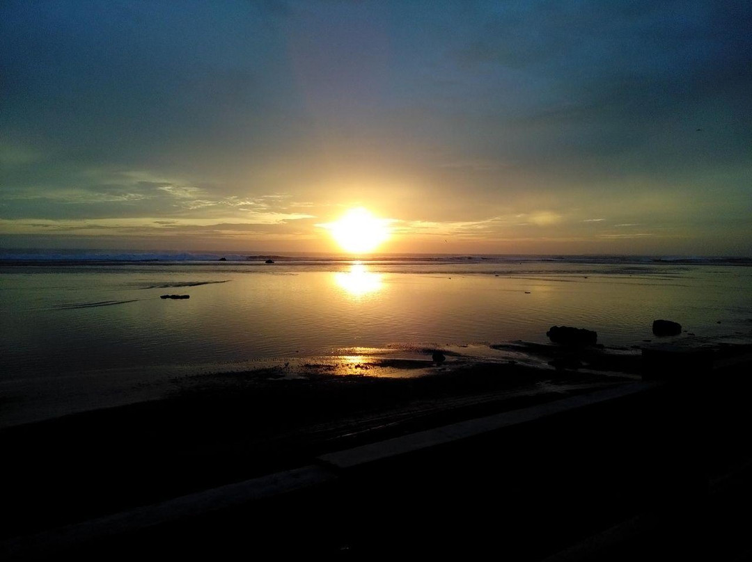 Minajaya Beach-苏加武眉必去景点