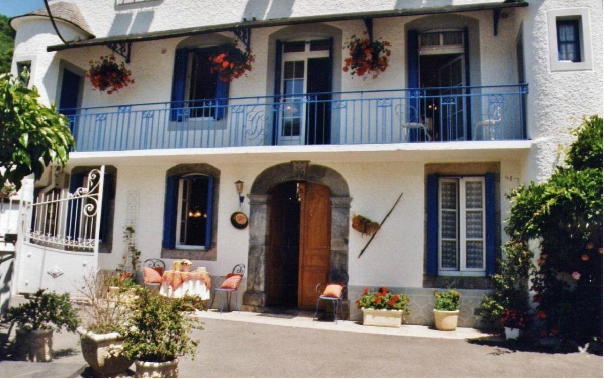 La Maison de l'Evêque-官方