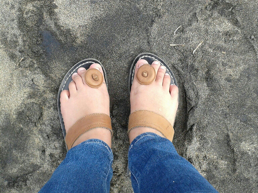 Tambakrejo Beach景点图片