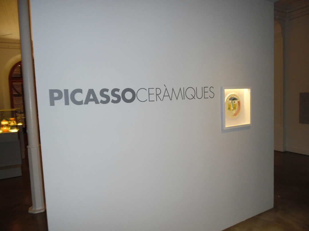 Sala Picasso y Sala Miró-索耶尔必去景点