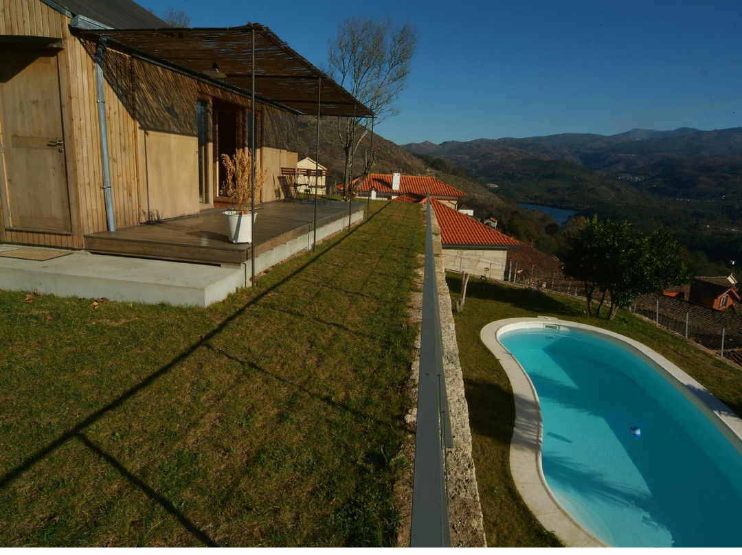GoToGeres - Casa da Cerejeira - Casas de Alem