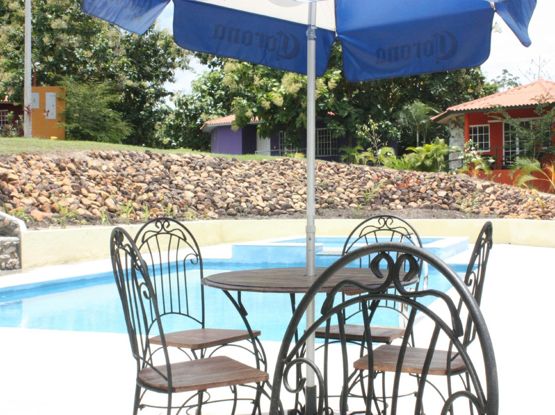 Paraiso Restaurante & Bar