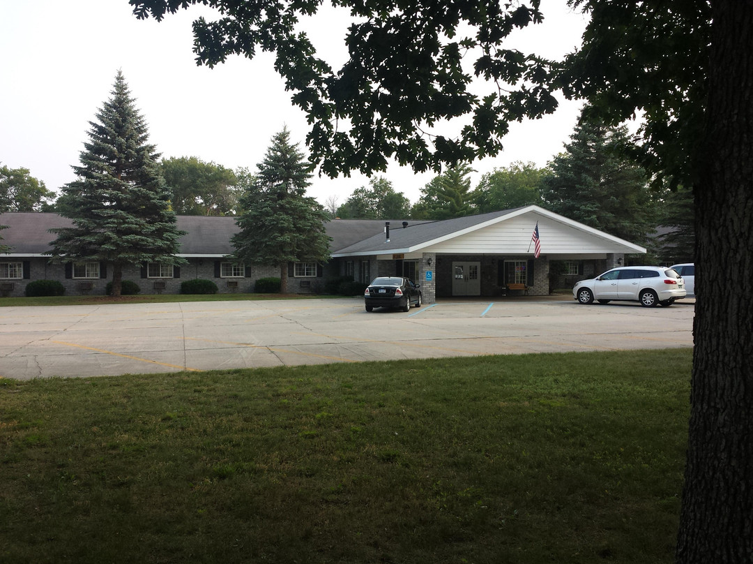 Redwood Motor Inn