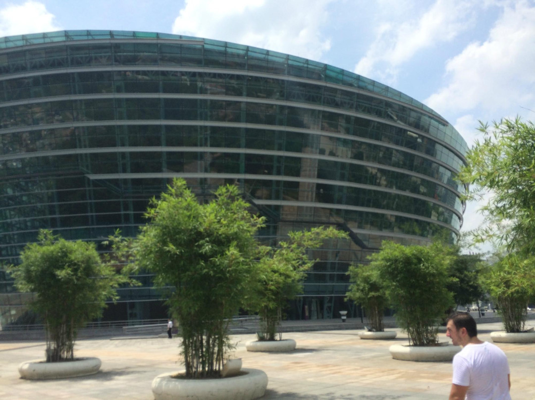 玉兰大剧院-东莞市必去景点