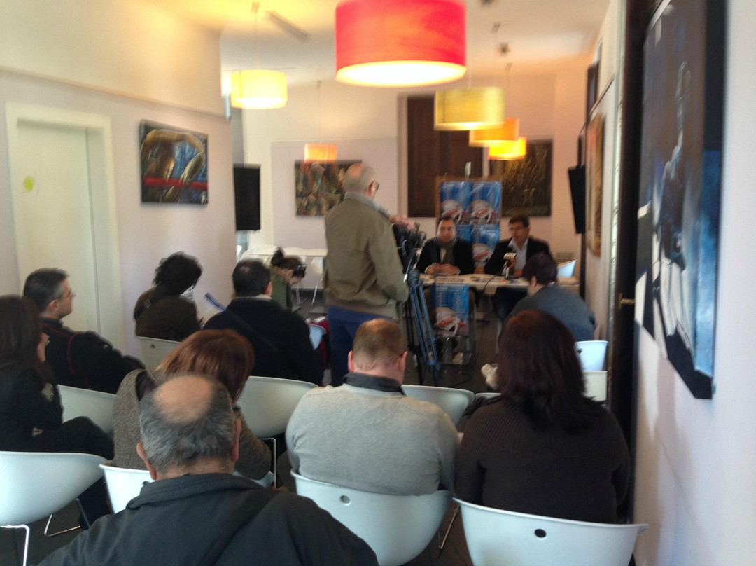 El Salto De La Novia主图