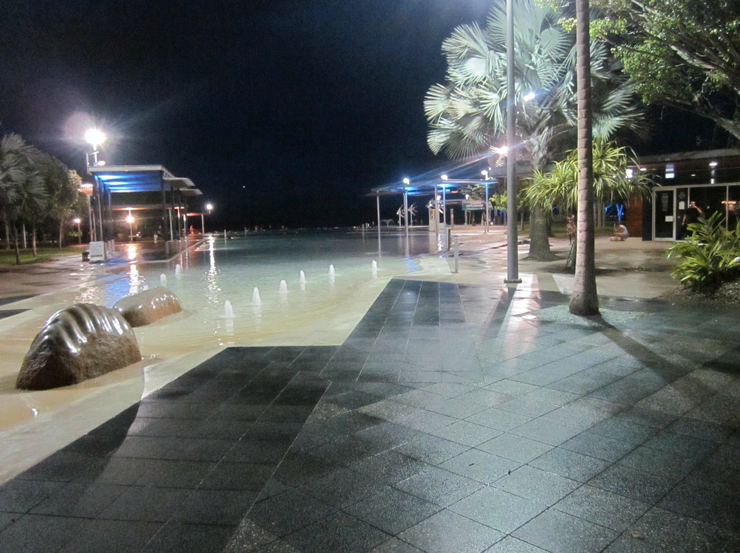 凯恩斯滨道泻湖游泳场-凯恩斯必去景点