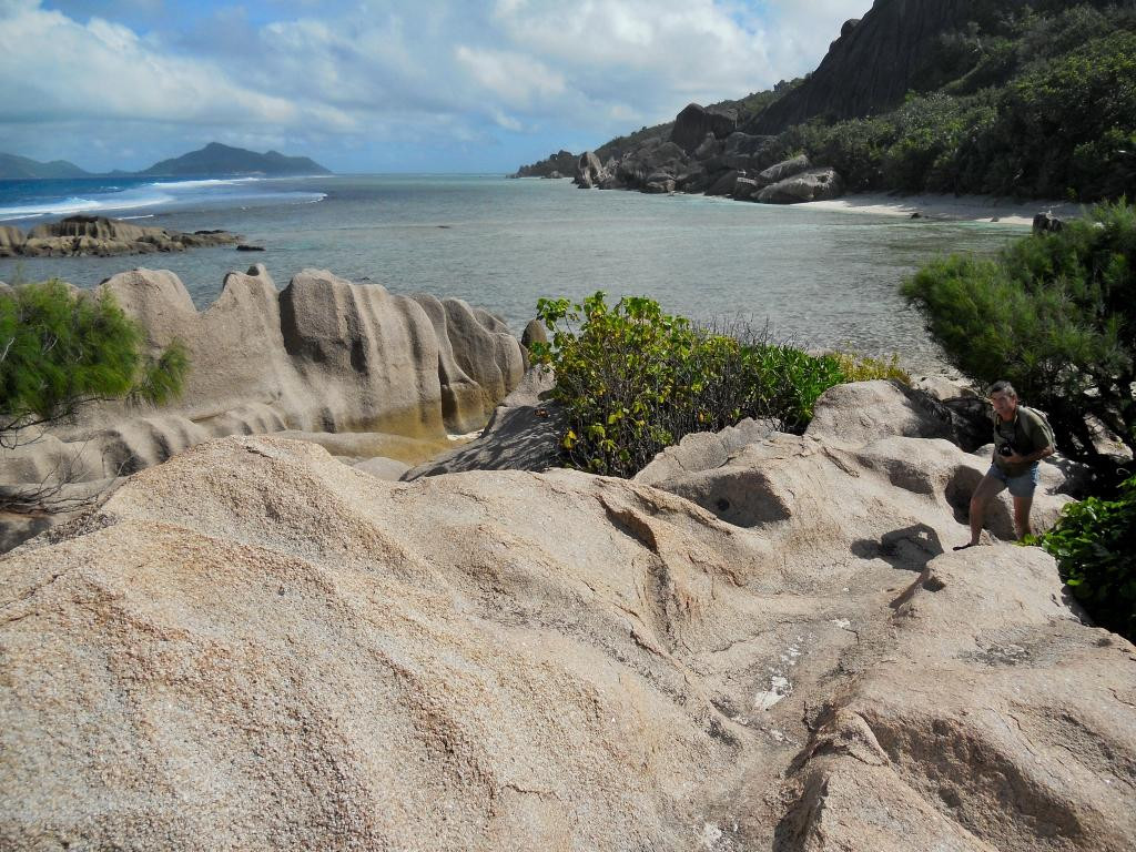 Anse Pierrot Beach-拉迪格岛必去景点